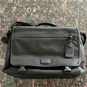New Tumi Messenger Bag